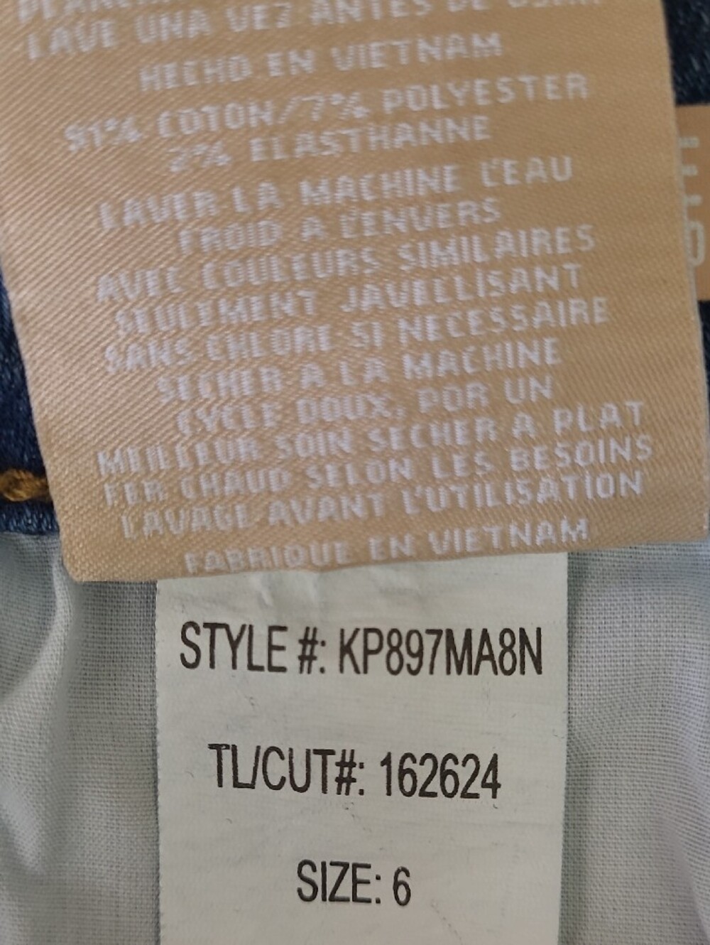 Kut from the Kloth Catherine Boyfriend Jeans Size 6 Medium Wash Stretch Denim - Picture 9 of 10